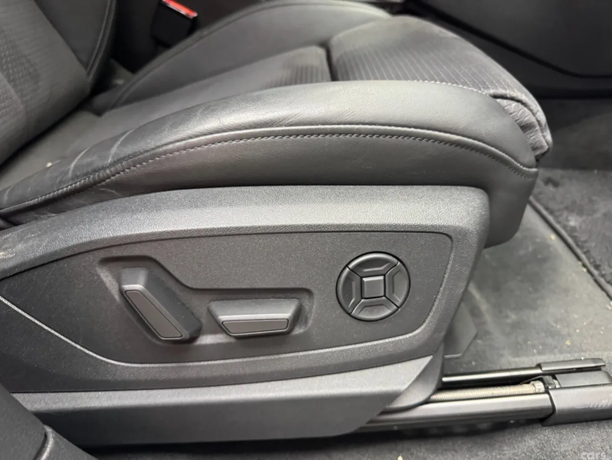 Audi e-tron SUV, Electric, 2023, Black