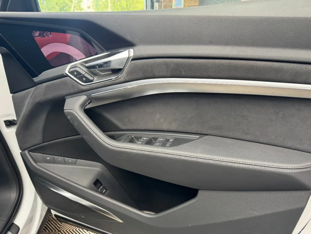 Audi e-tron SUV, Electric, 2023, Black