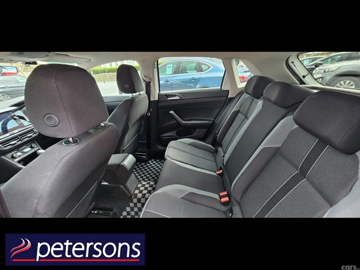 Volkswagen Polo Hatchback, Petrol, 2018, White