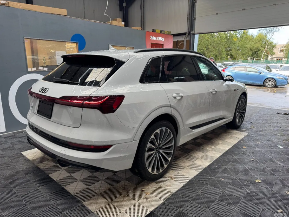 Audi e-tron SUV, Electric, 2023, Black