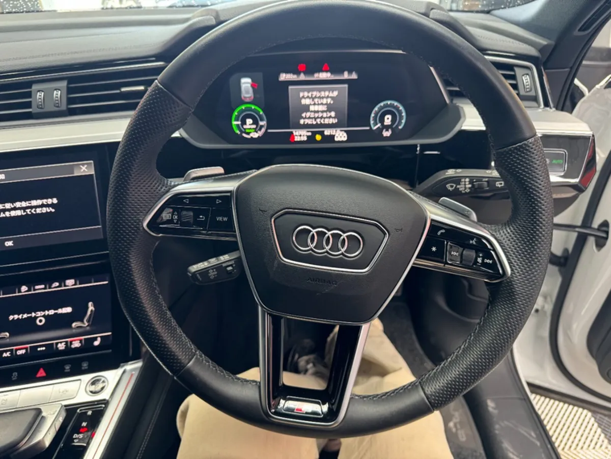 Audi e-tron SUV, Electric, 2023, Black