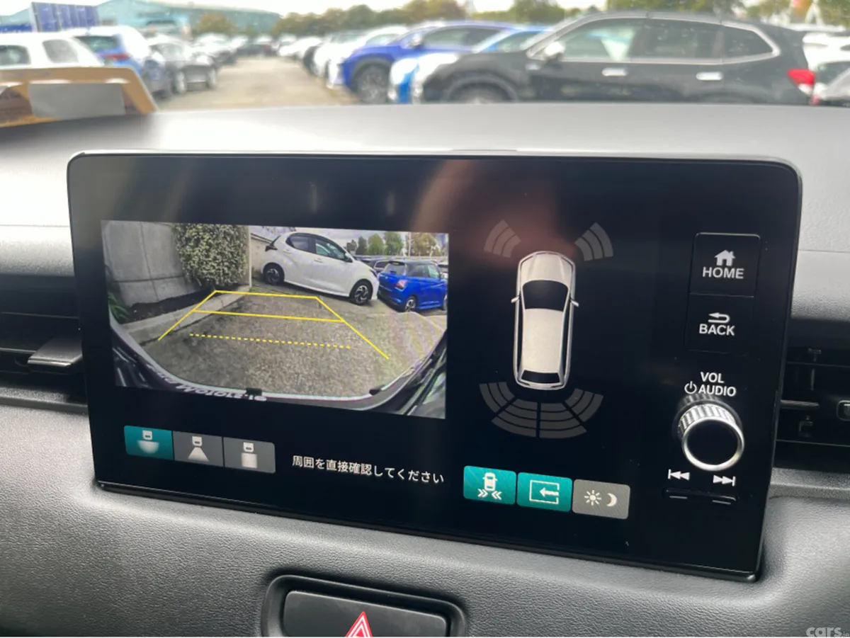 Honda Vezel SUV, Petrol Hybrid, 2022, White