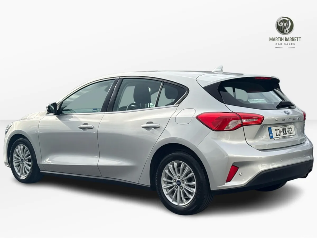 Ford Focus Hatchback, Petrol, 2022, Grey