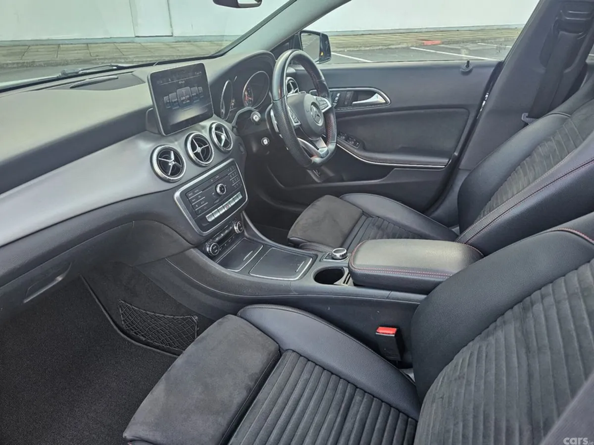 Mercedes-Benz CLA Estate, Petrol, 2019, Black