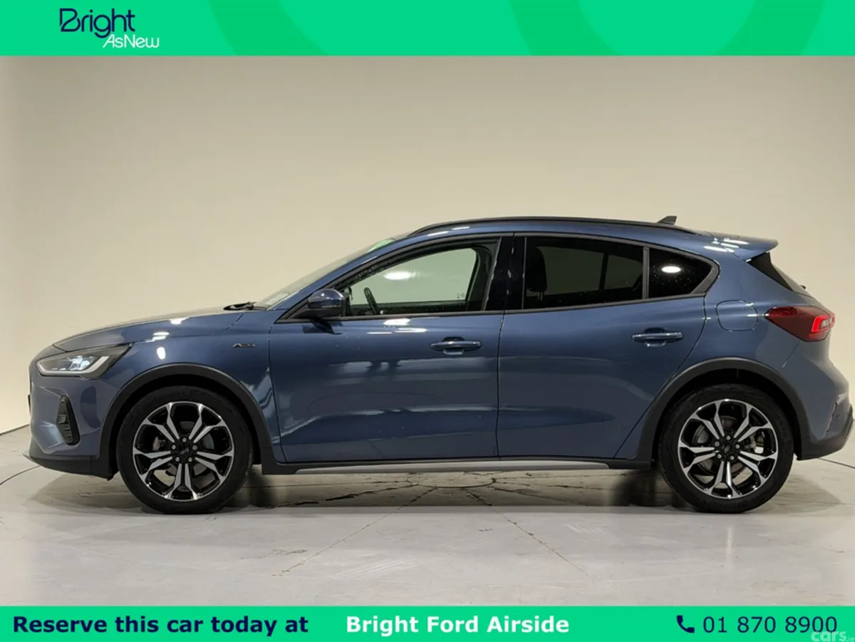Ford Focus Hatchback, Petrol Hybrid, 2025, Blue
