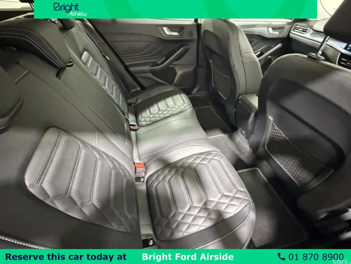 Ford Focus Hatchback, Petrol Hybrid, 2025, Blue