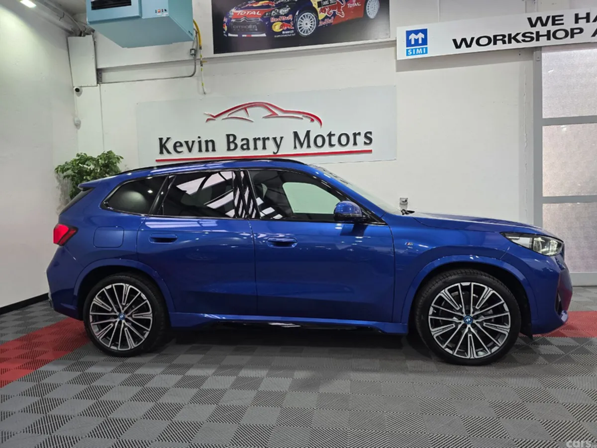 BMW iX1 SUV, Electric, 2023, Blue