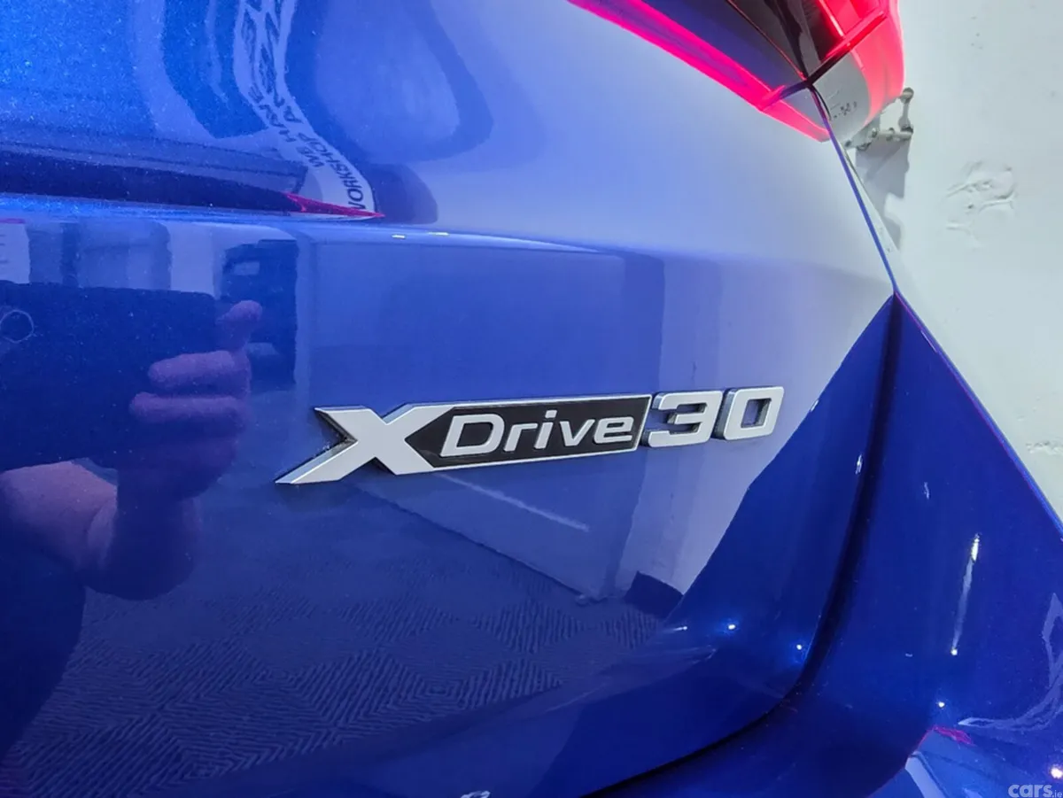BMW iX1 SUV, Electric, 2023, Blue