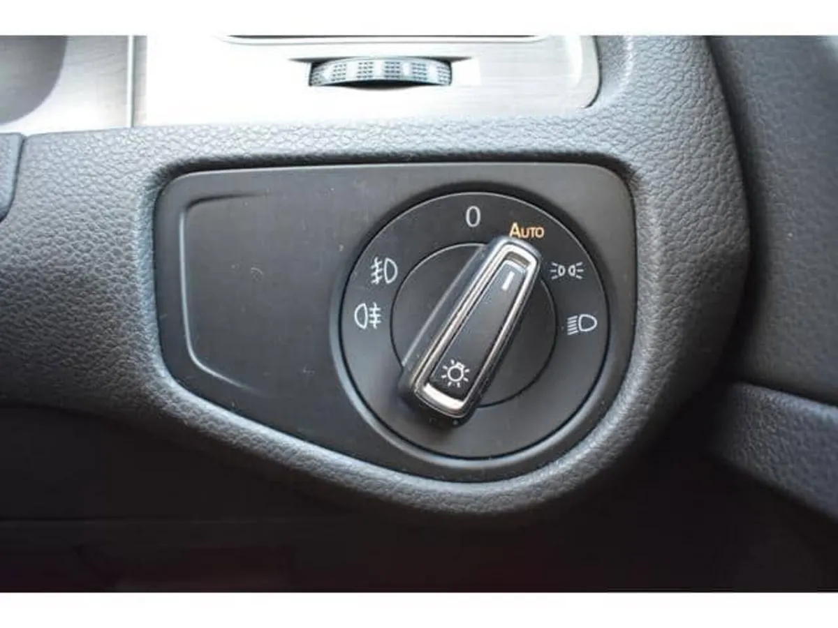 Volkswagen Golf Hatchback, Petrol, 2013, Black
