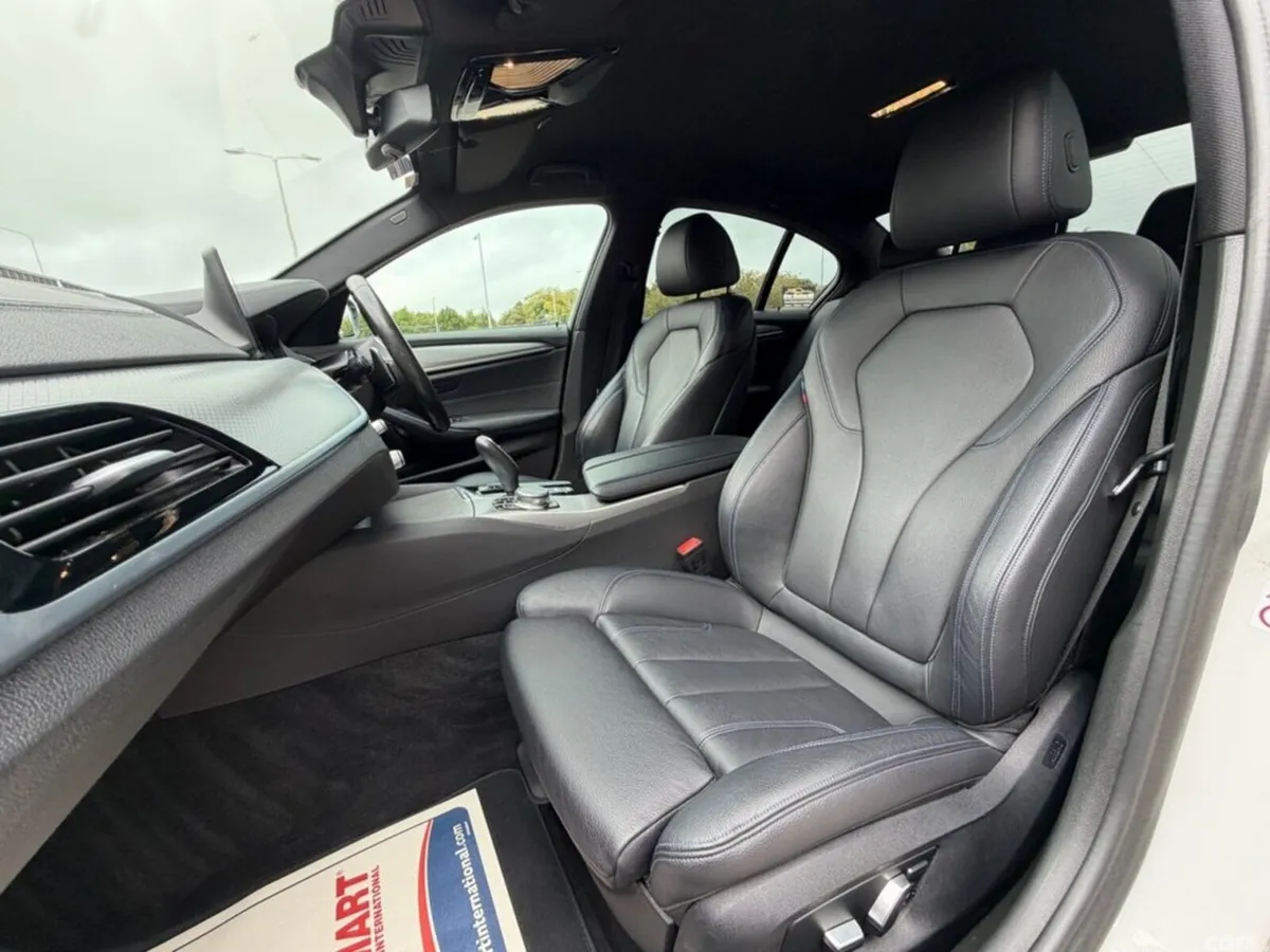 BMW 5-Series Saloon, 2019, 