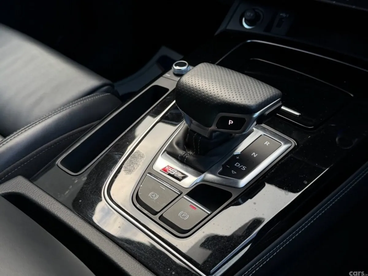 Audi Q5 SUV, Diesel Hybrid, 2022, White