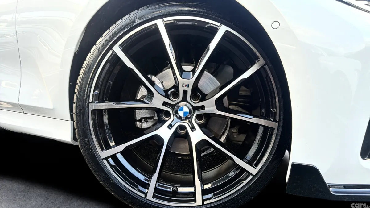 BMW 3-Series Saloon, Diesel, 2022, White