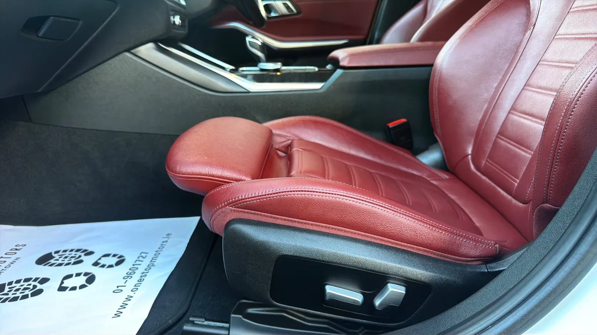 BMW 3-Series Saloon, Diesel, 2022, White