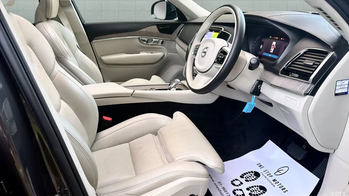 Volvo XC90 SUV, Petrol Plug-in Hybrid, 2024, Grey
