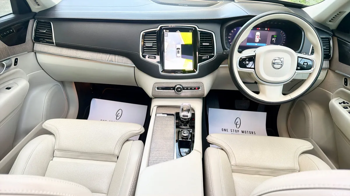 Volvo XC90 SUV, Petrol Plug-in Hybrid, 2024, Grey