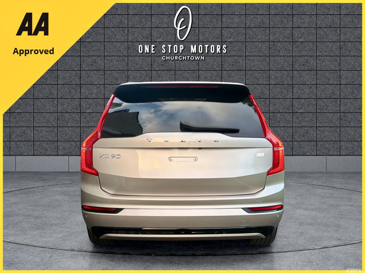 Volvo XC90 SUV, Petrol Plug-in Hybrid, 2024, Gold