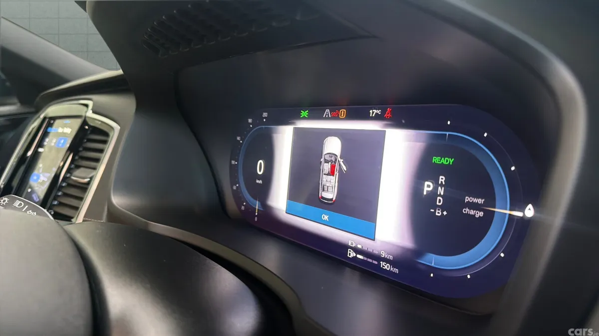 Volvo XC90 SUV, Petrol Plug-in Hybrid, 2024, Gold
