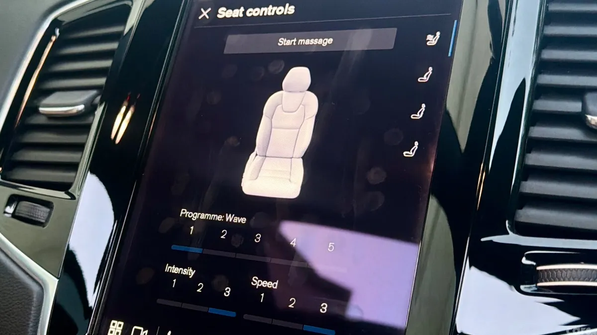 Volvo XC90 SUV, Petrol Plug-in Hybrid, 2024, Gold