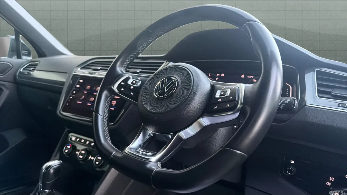 Volkswagen Tiguan SUV, Diesel, 2019, Black