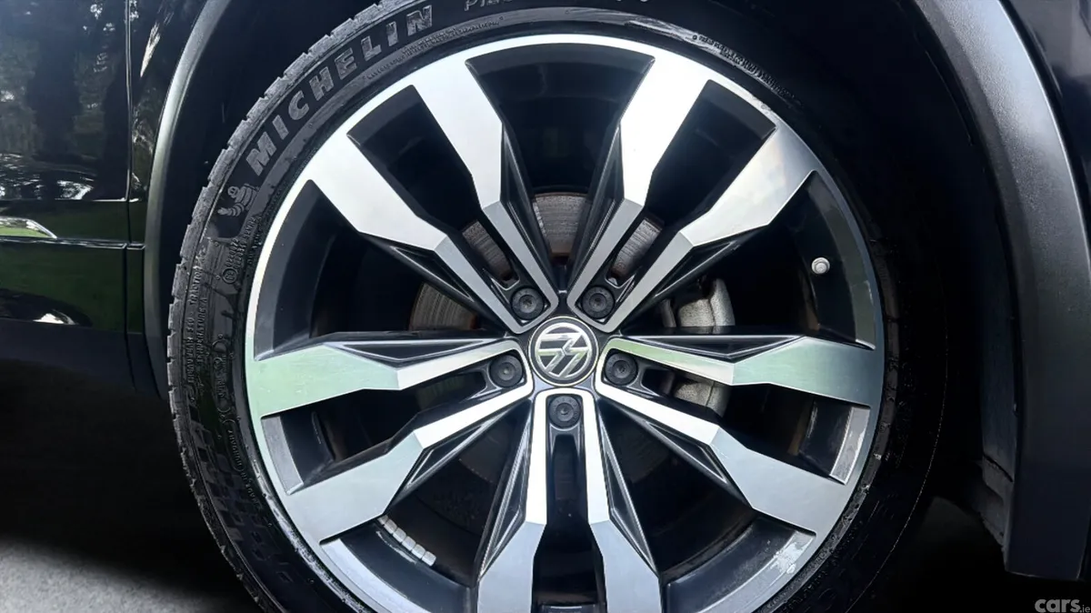 Volkswagen Tiguan SUV, Diesel, 2019, Black