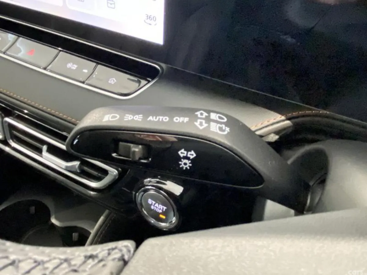 MG HS SUV, Petrol, 2026, White