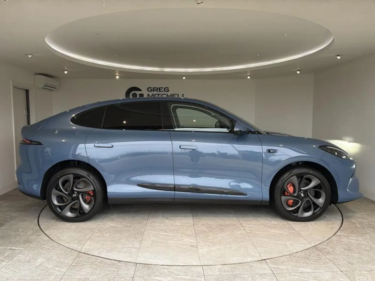 MG IM6 SUV, Electric, 2026, Blue