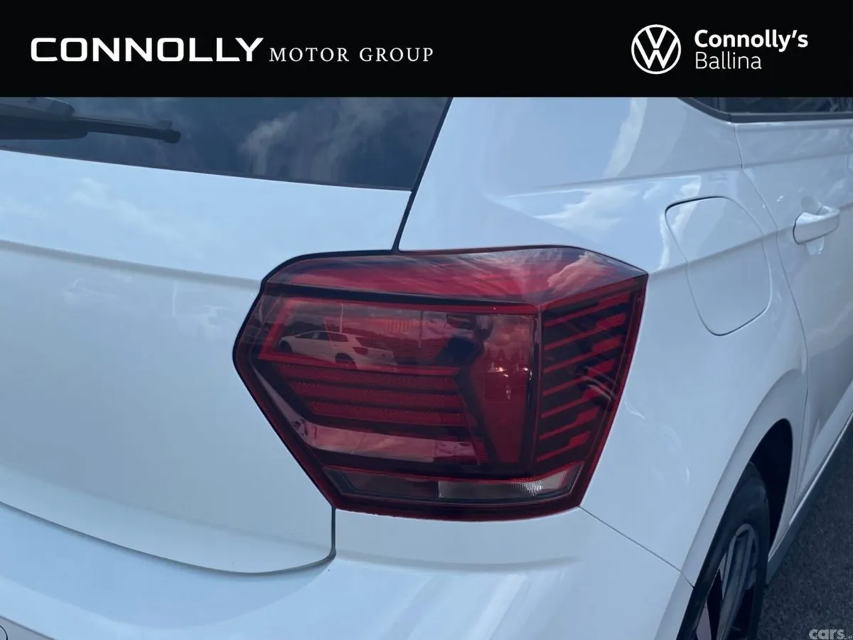 Volkswagen Polo Hatchback, Petrol, 2021, White