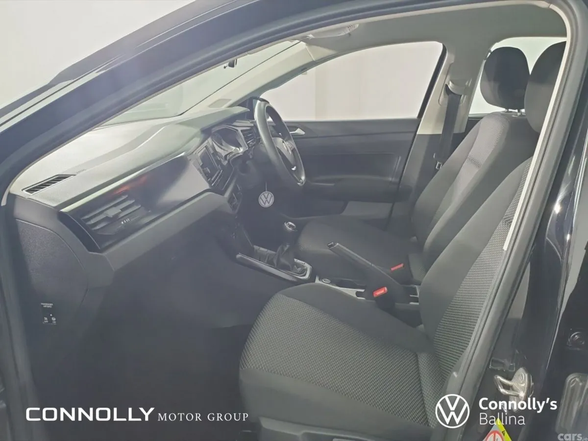 Volkswagen Polo Hatchback, Petrol, 2021, Black