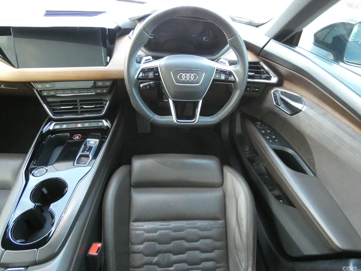 Audi e-tron Hatchback, Electric, 2022, Black