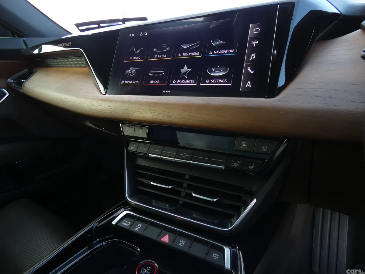 Audi e-tron Hatchback, Electric, 2022, Black