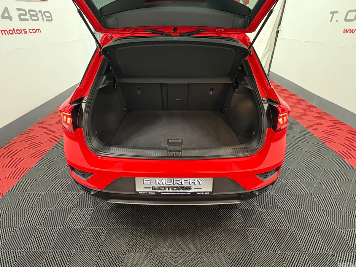 Volkswagen T-Roc SUV, Diesel, 2022, Red