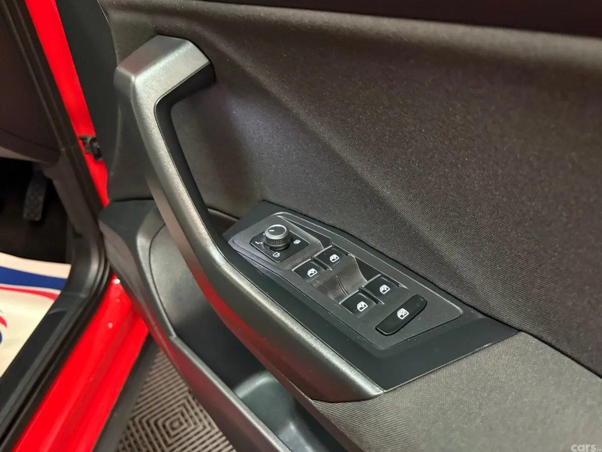 Volkswagen T-Roc SUV, Diesel, 2022, Red
