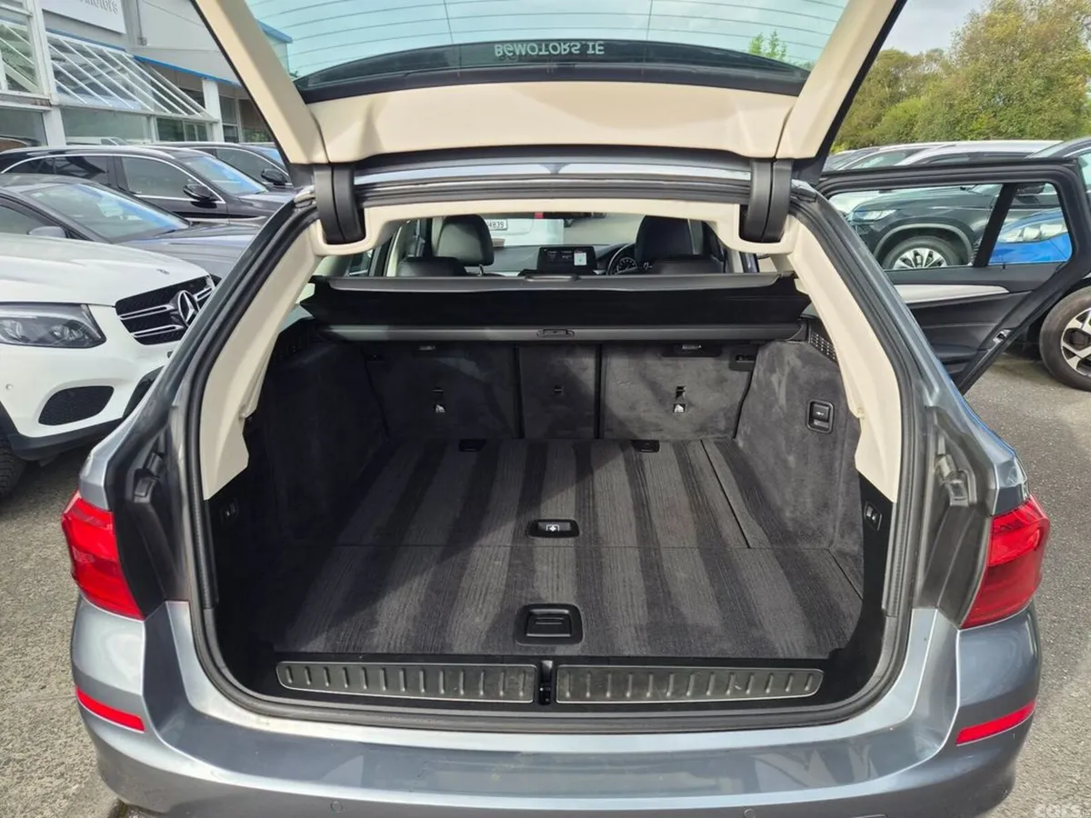 BMW 5-Series Estate, Diesel, 2018, Grey