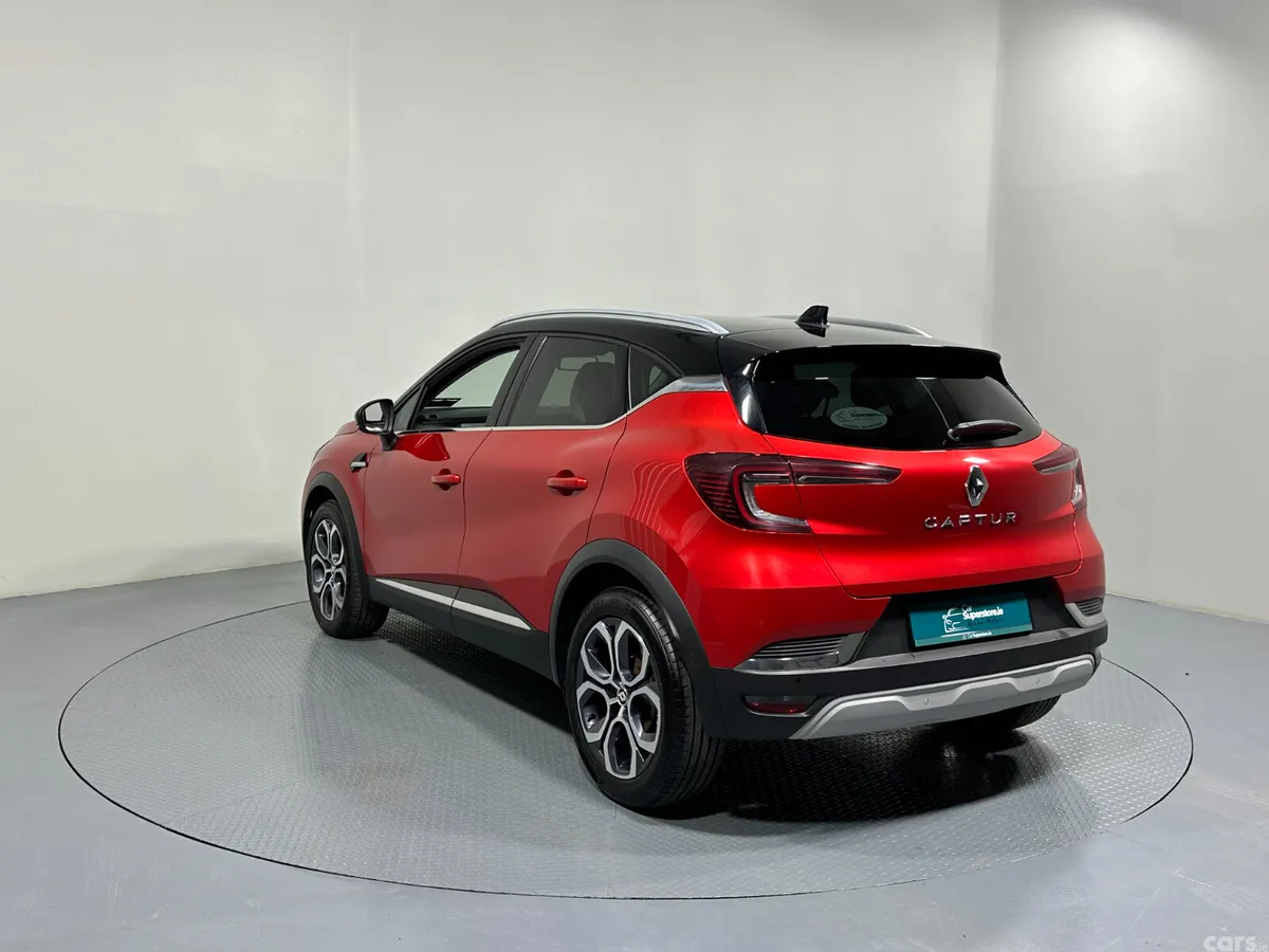 Renault Captur Hatchback, Petrol, 2024, Red