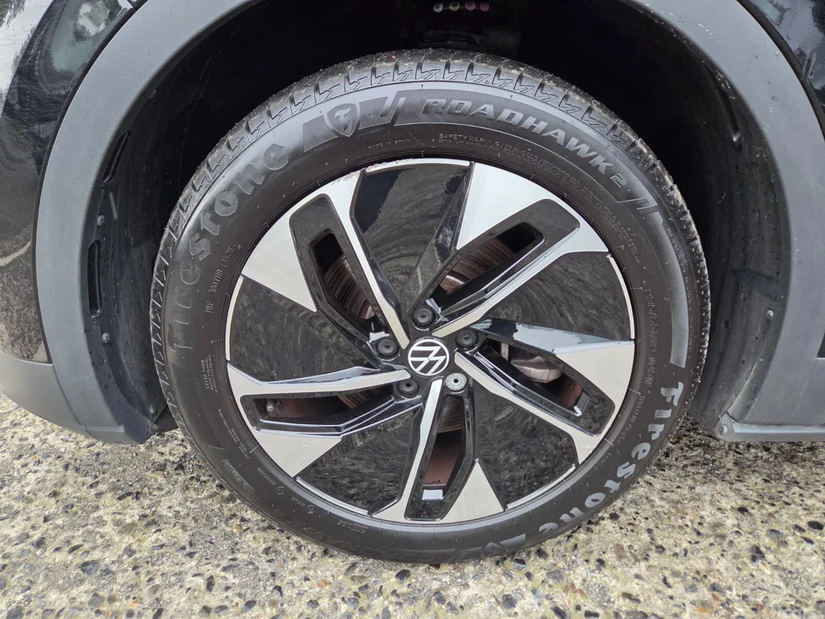 Volkswagen ID.4 Estate, Electric, 2023, Black