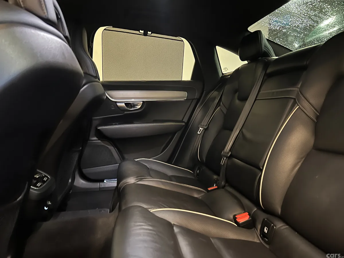 Volvo S90 Saloon, Diesel, 2020, Grey