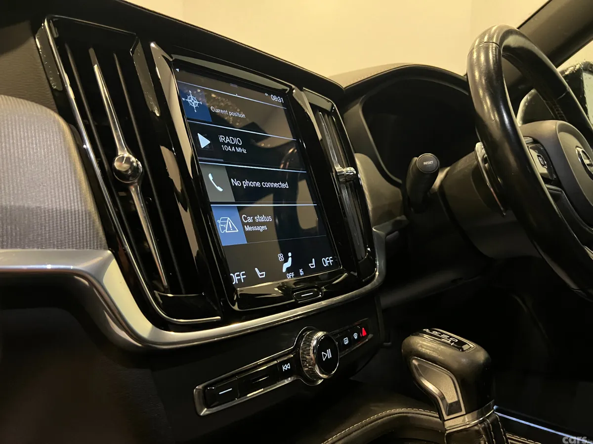 Volvo S90 Saloon, Diesel, 2020, Grey