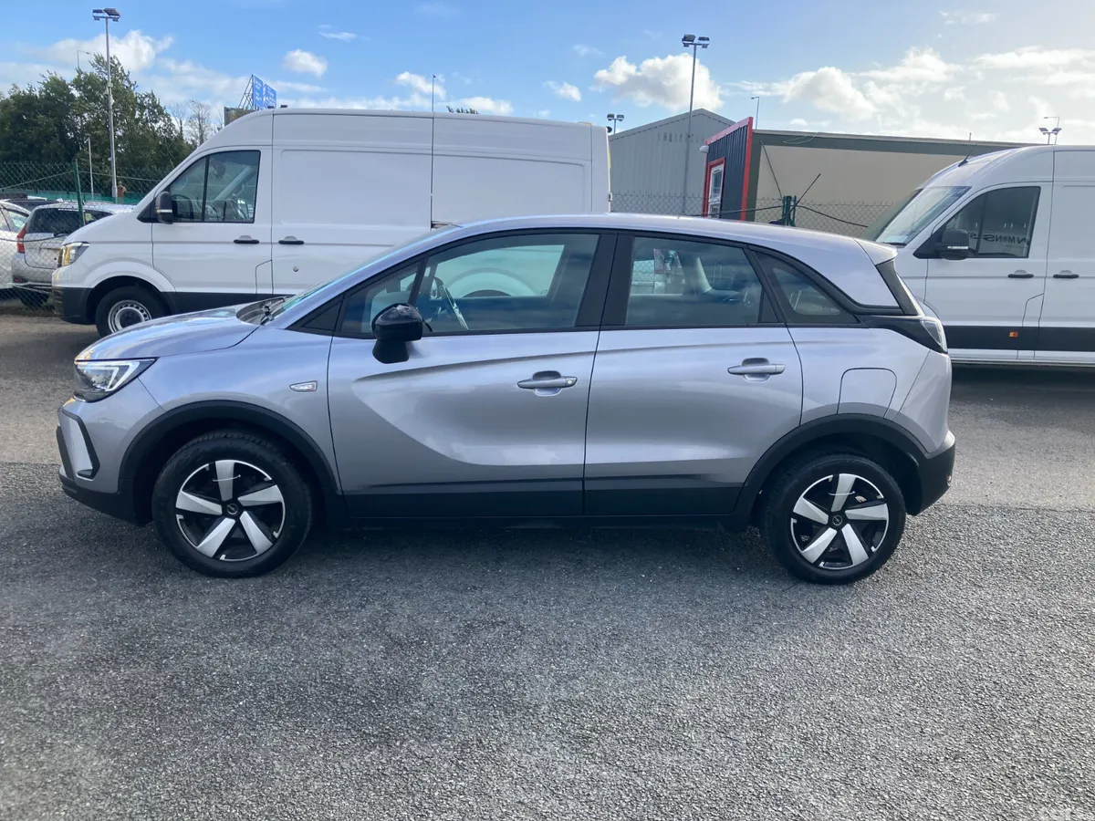 Opel Crossland SUV, Diesel, 2022, White