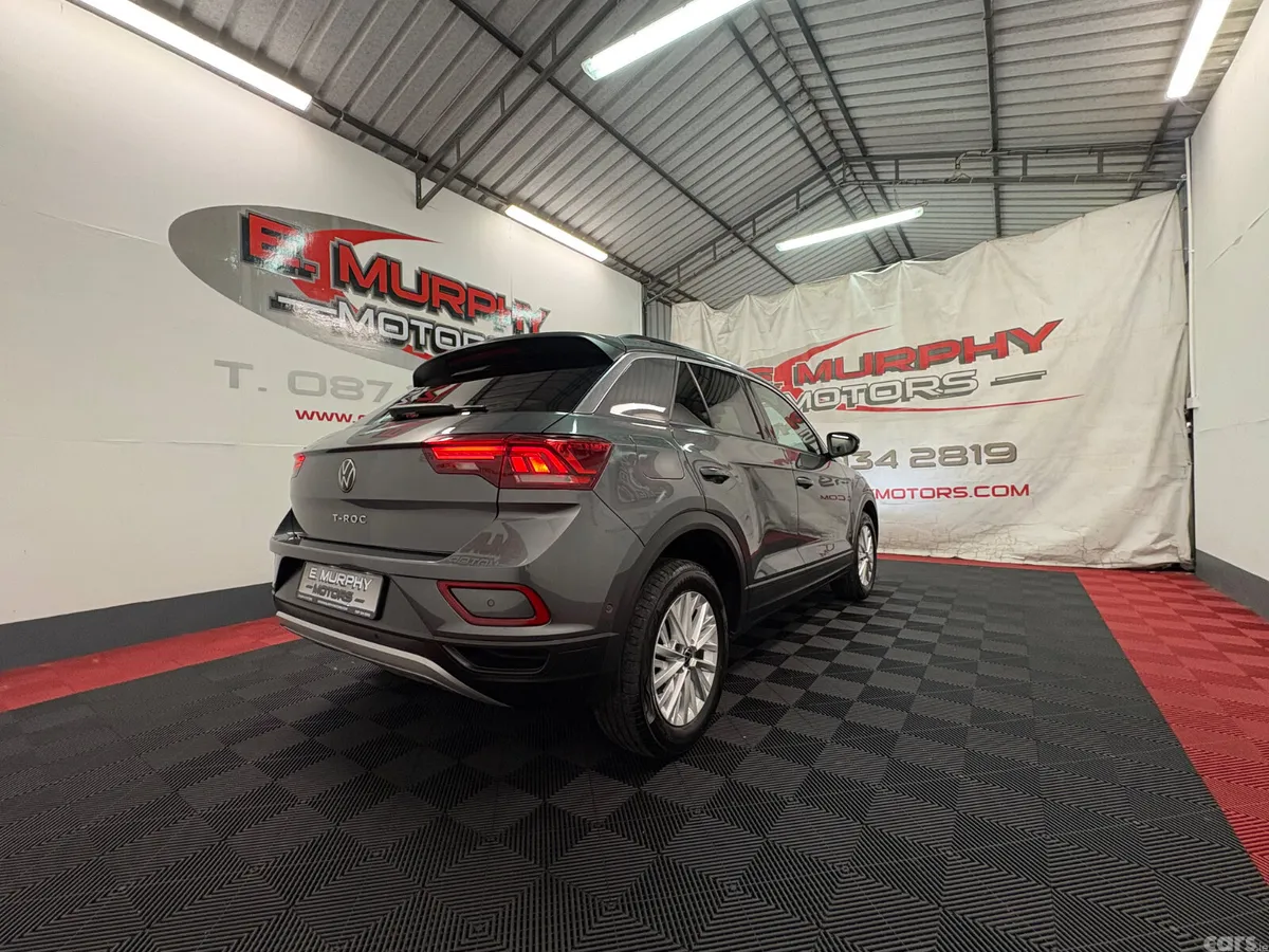 Volkswagen T-Roc SUV, Petrol, 2023, Grey