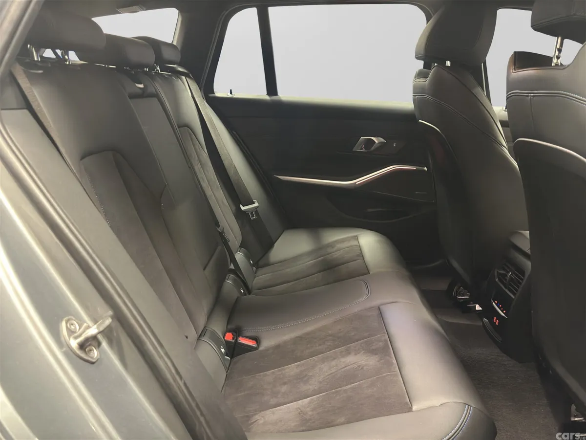 BMW 3-Series Estate, Petrol Plug-in Hybrid, 2023, Grey