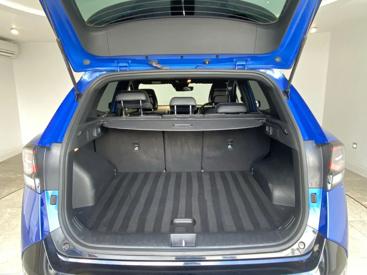 Kia Sportage SUV, Petrol Hybrid, 2024, Blue