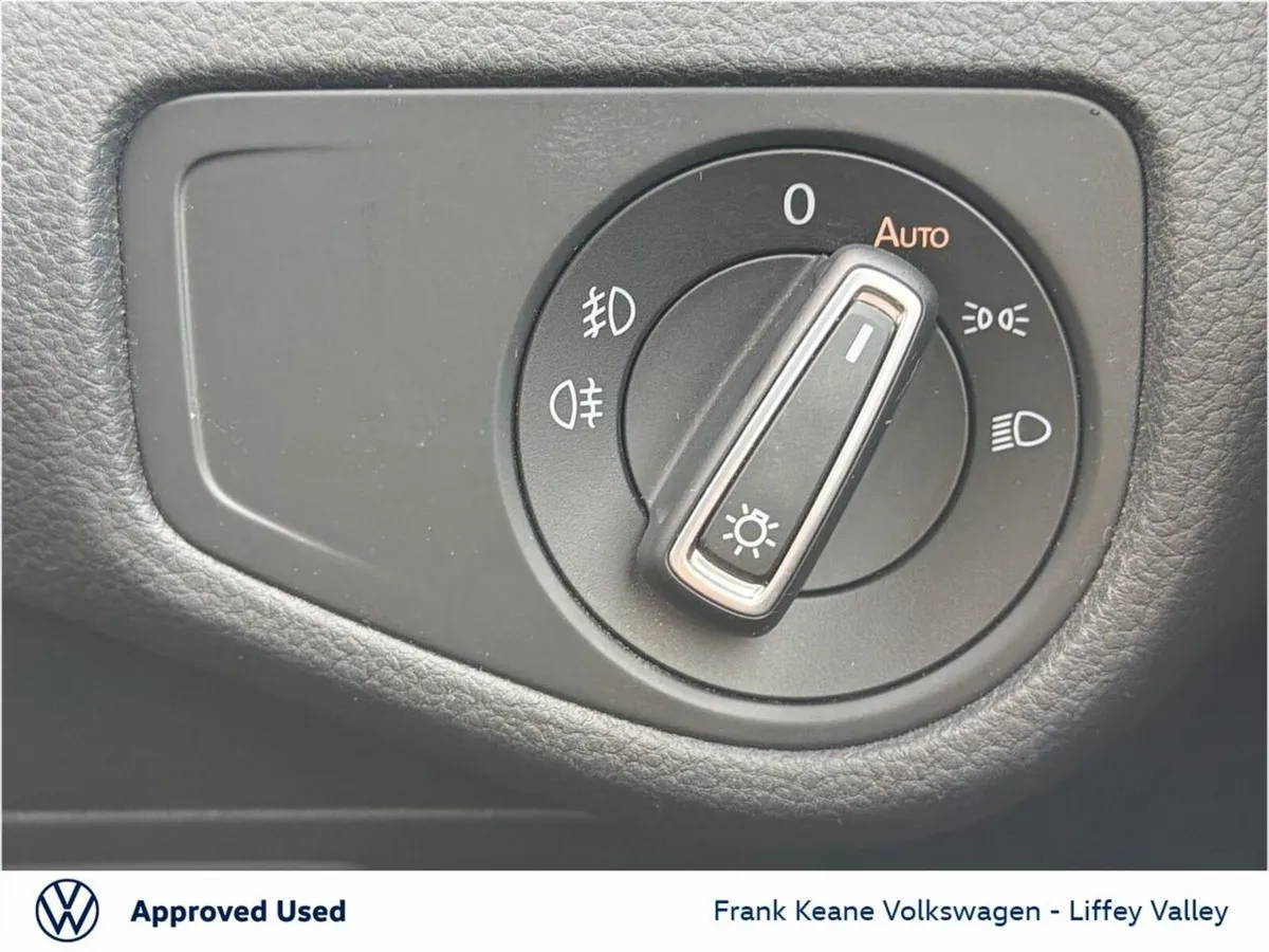 Volkswagen Golf Hatchback, Petrol, 2019, Black