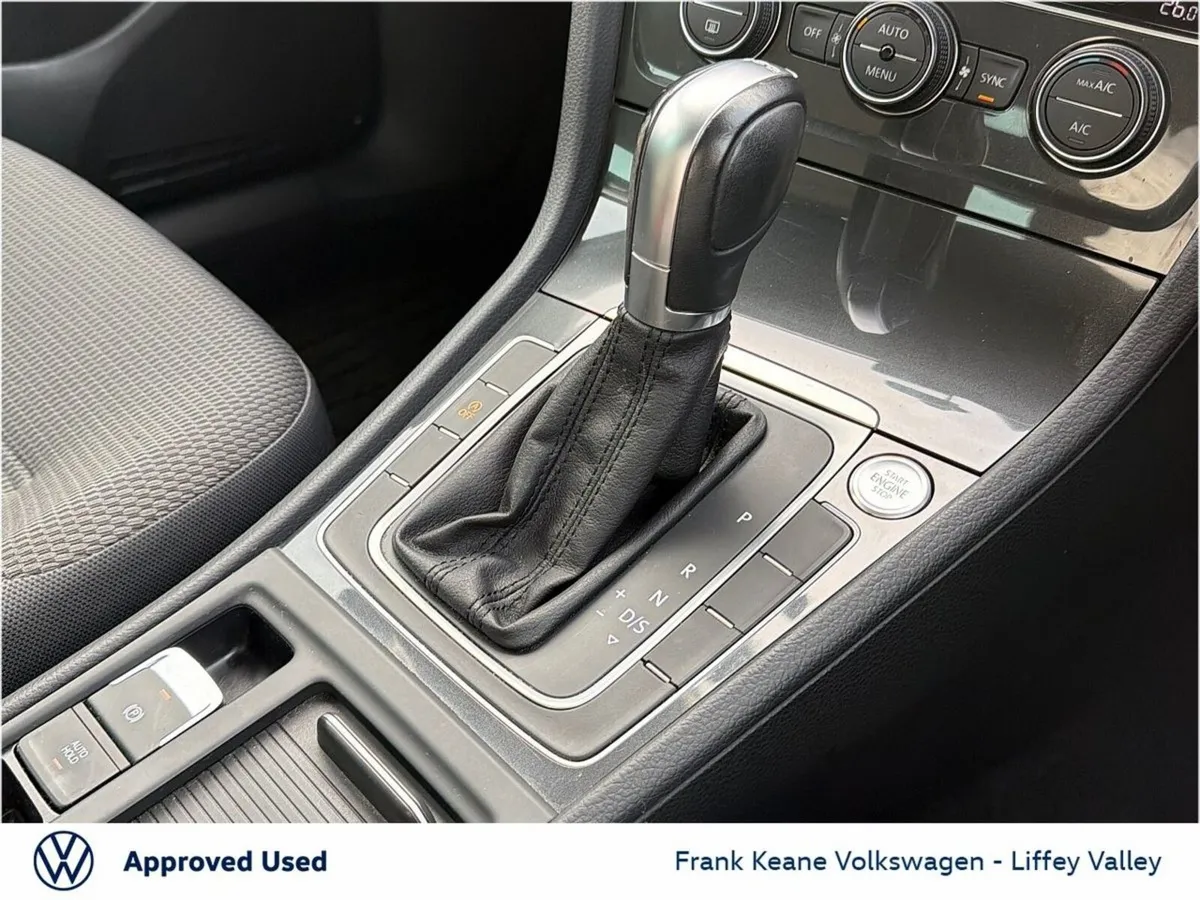 Volkswagen Golf Hatchback, Petrol, 2019, Black