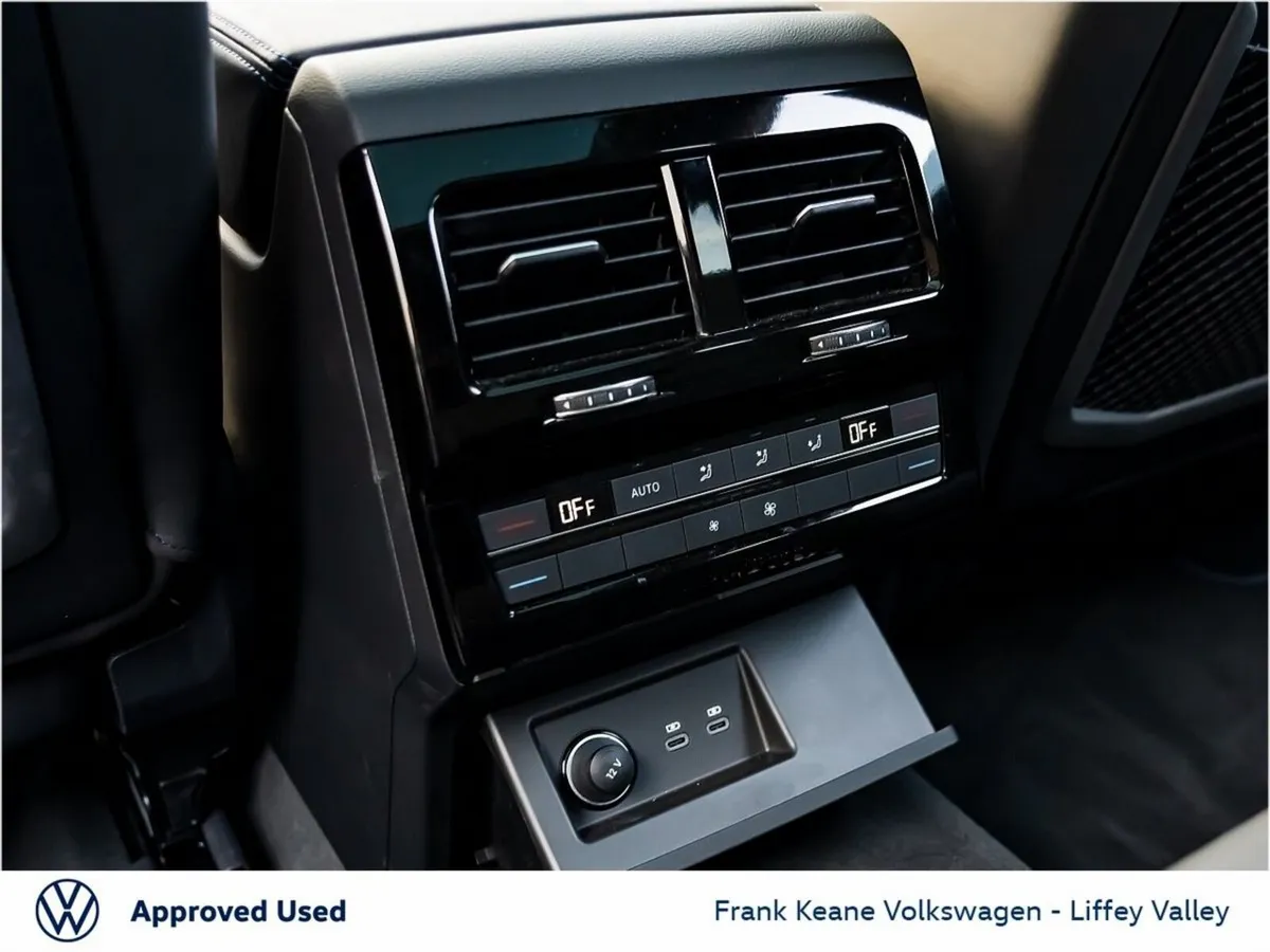 Volkswagen Touareg SUV, Petrol Plug-in Hybrid, 2026, Silver