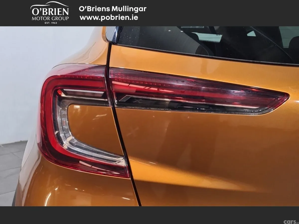 Renault Captur Hatchback, Diesel, 2021, Orange