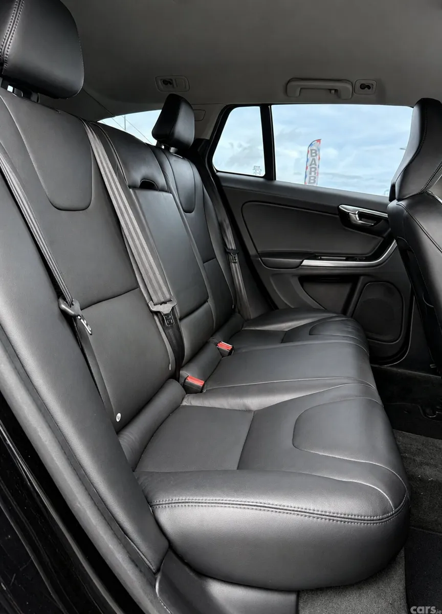 Volvo V60 Estate, Diesel, 2016, Black