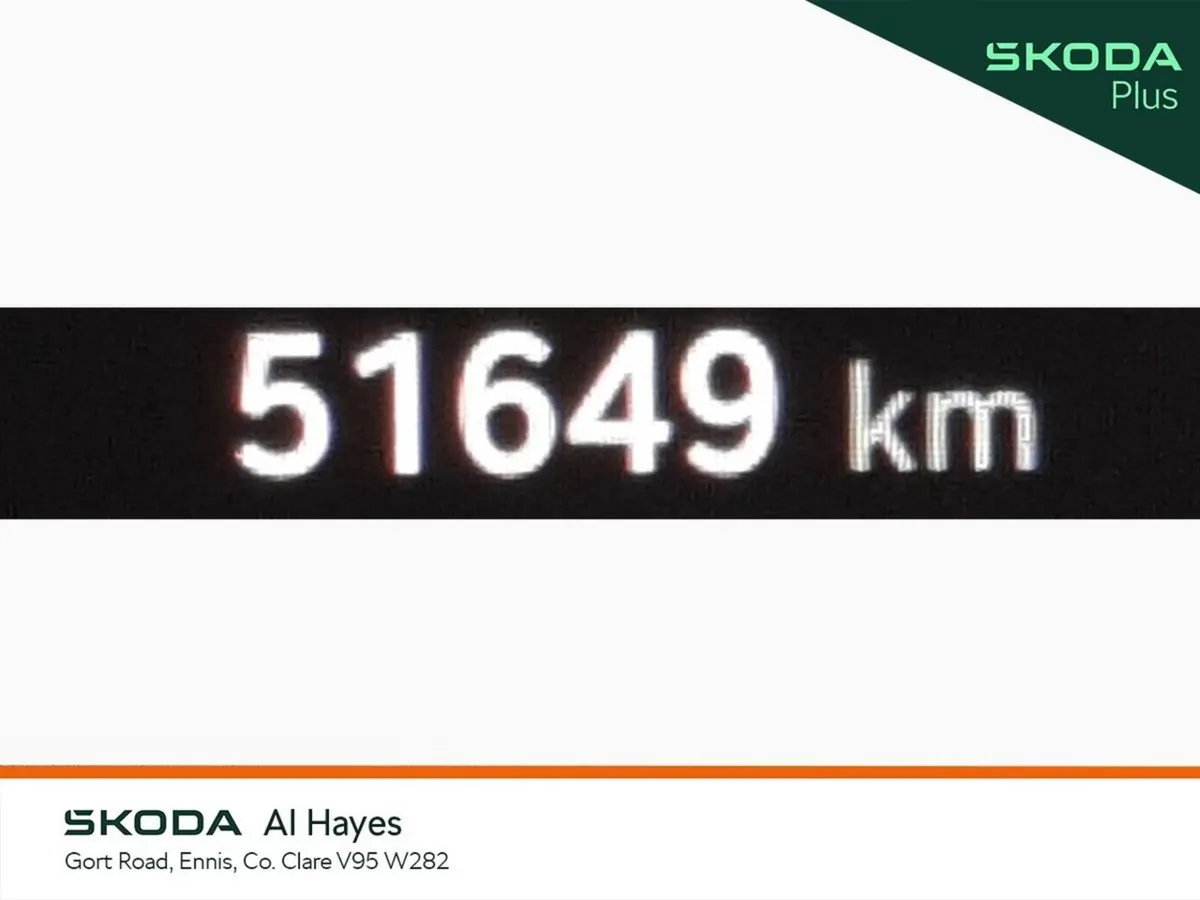 Skoda Octavia Saloon, Petrol, 2024, Silver