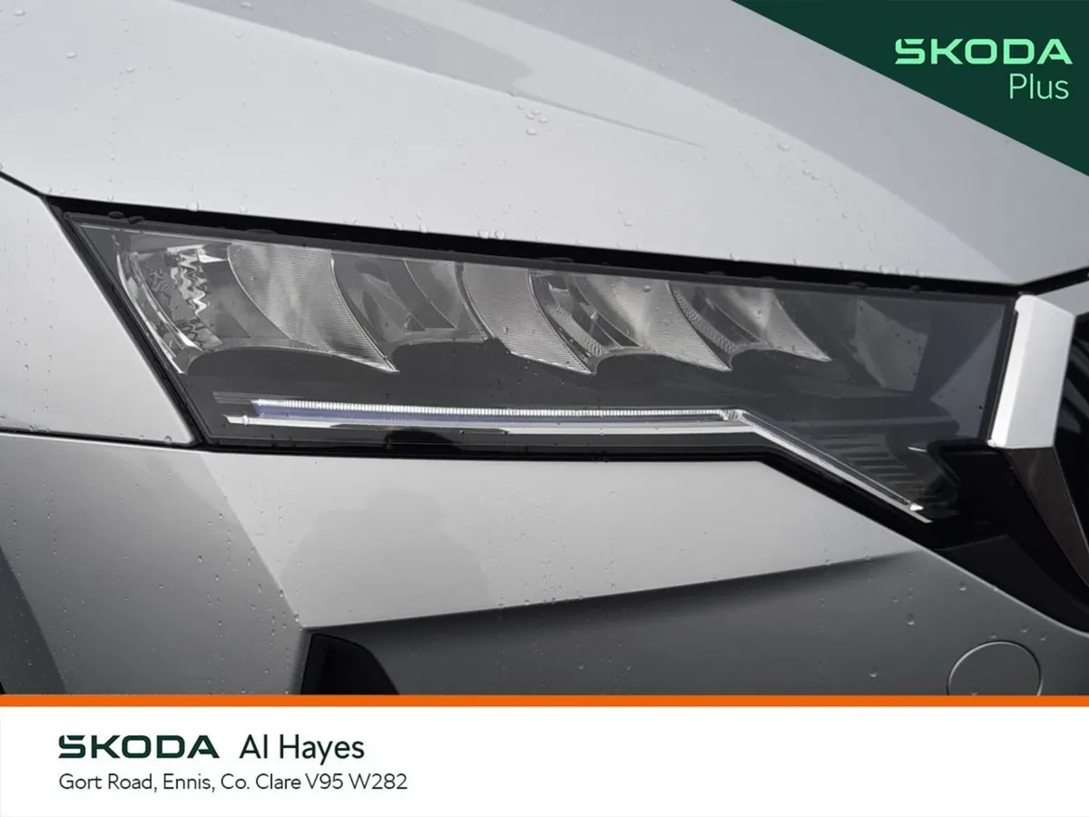 Skoda Octavia Saloon, Petrol, 2024, Silver