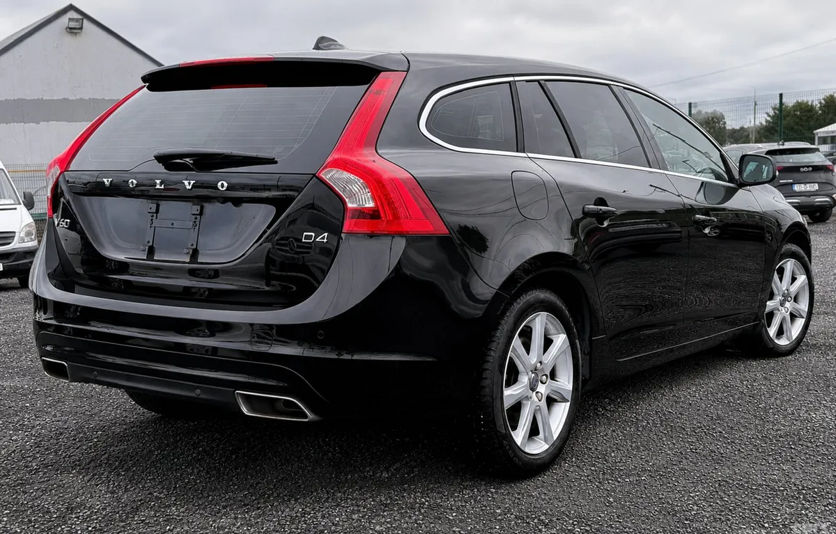 Volvo V60 Estate, Diesel, 2016, Black