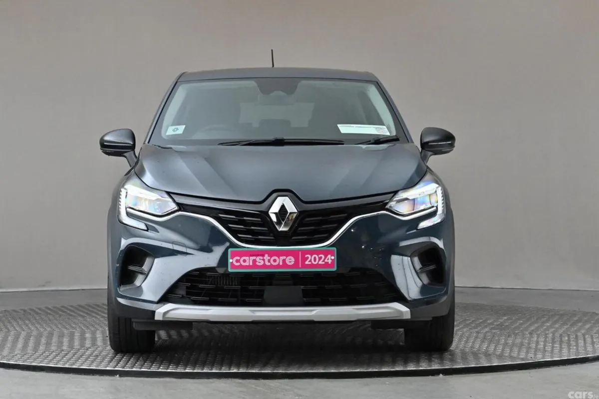 Renault Captur SUV, Petrol, 2024, Blue